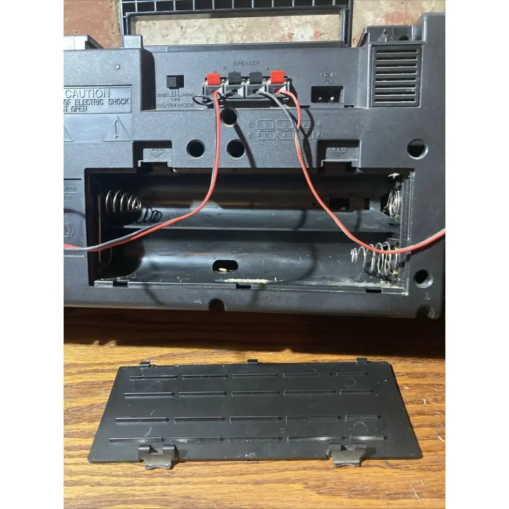Sony CFS-W350 Dual 📻 Cassette AM/FM Radio Boombox Recorder